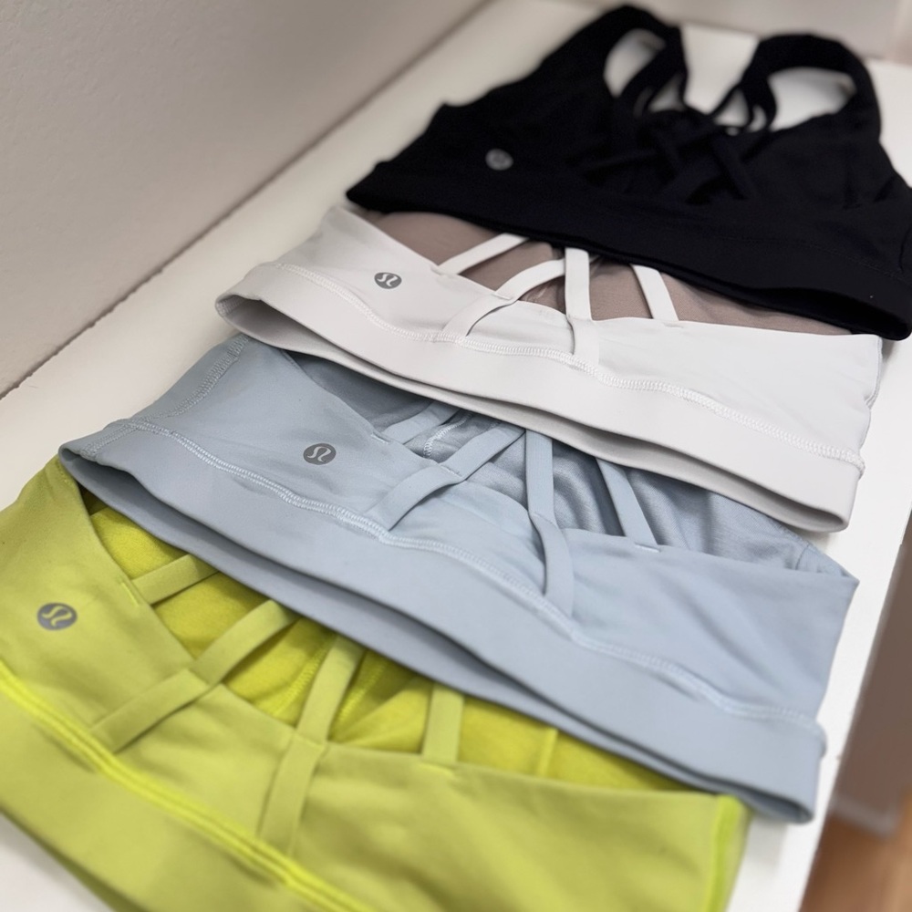 Lululemon Energy Bra Medium Support B-D Cups SZ 4 / Pack of 4.